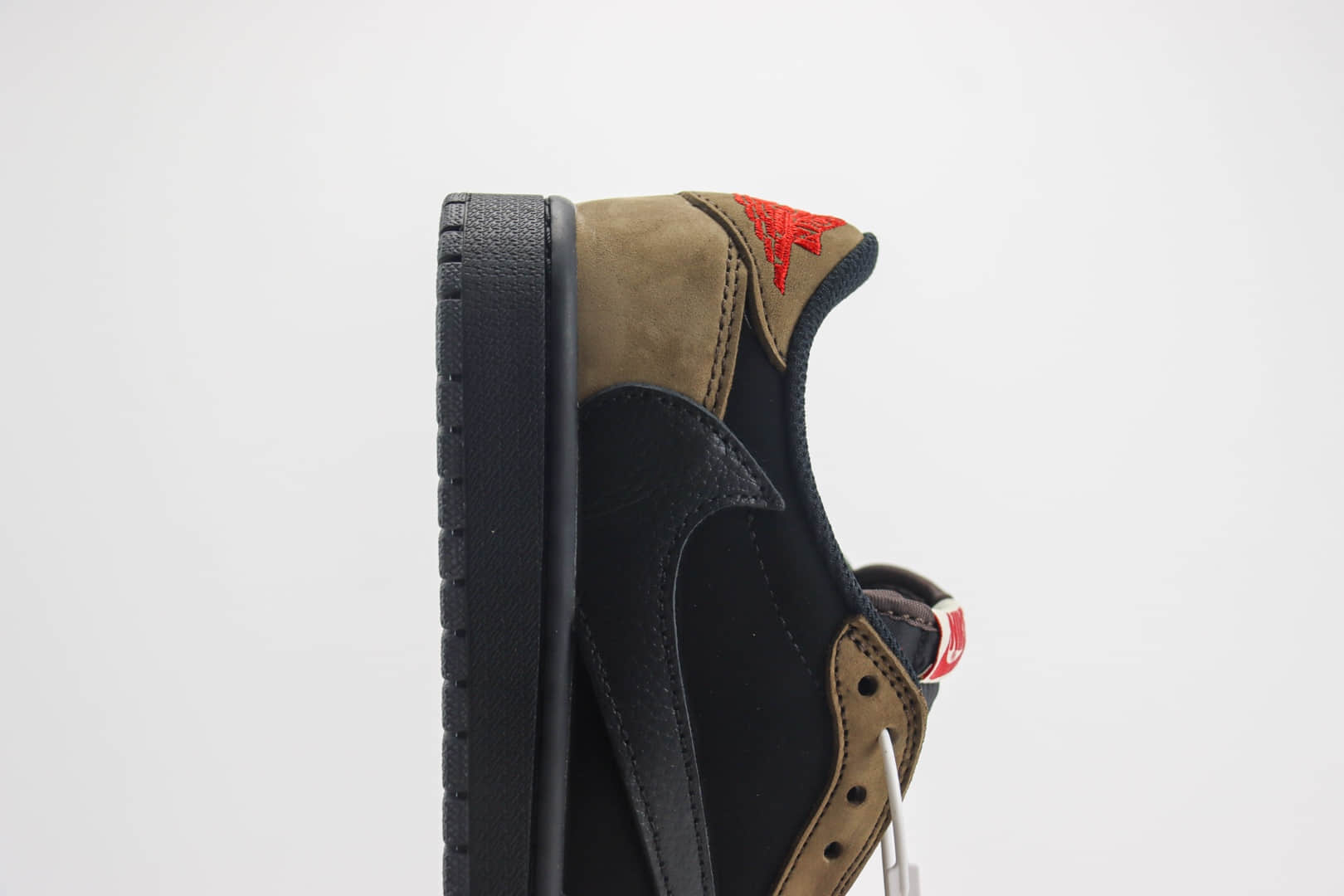 乔丹Travis Scott x Air Jordan 1 Low纯原版本低帮AJ1联名TS黑棕倒钩板鞋 莆田AJ货源 货号：DM7866-202