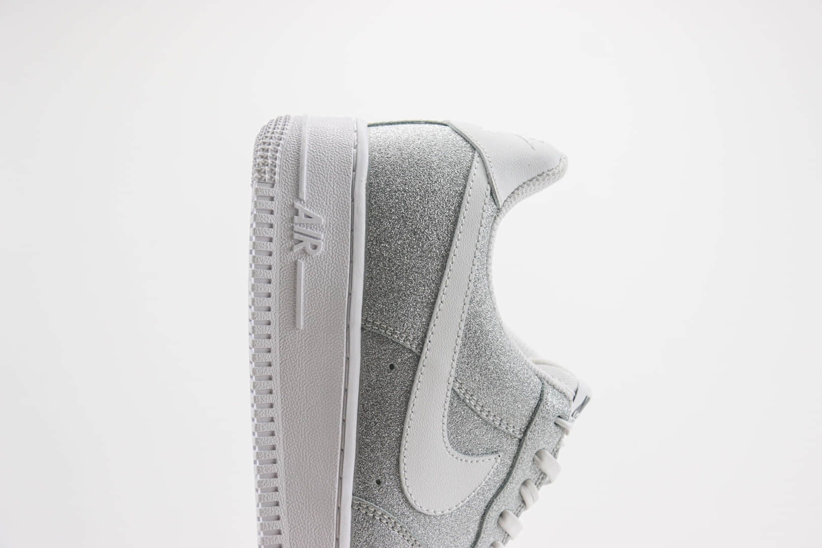 耐克Nike Air Force 1纯原版本空军一号AF1闪银满天星板鞋 莆田耐克工厂 货号：CW2288-015