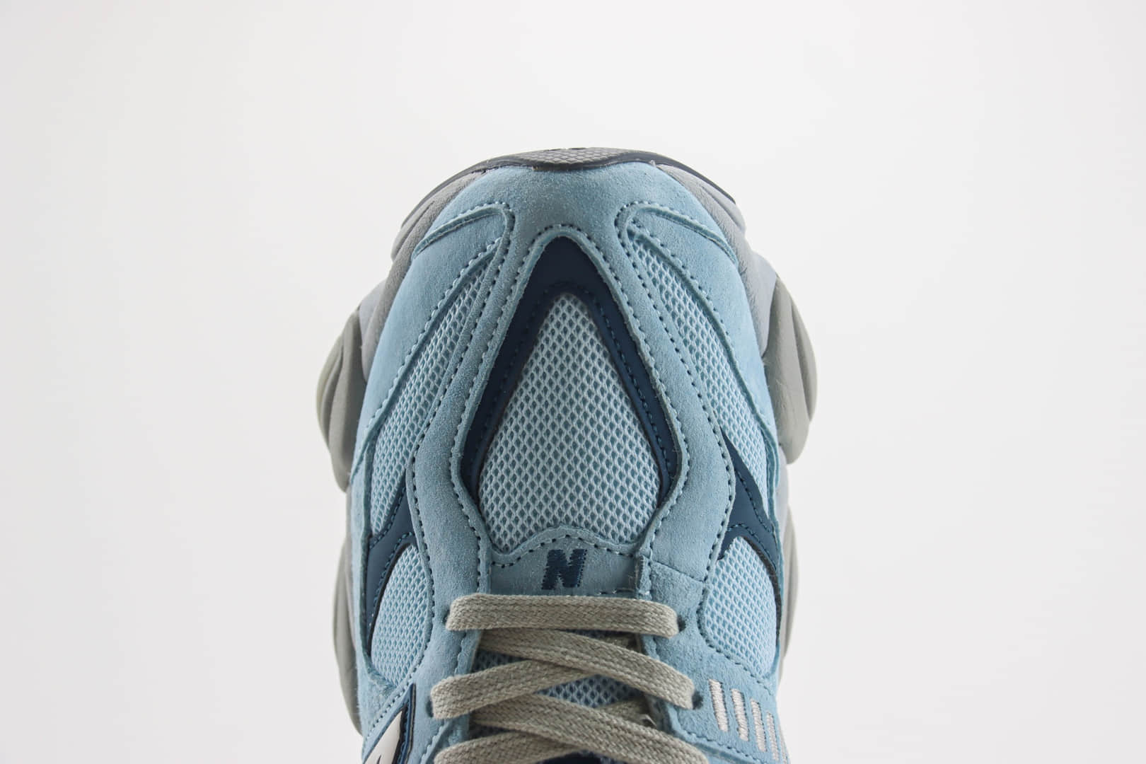 新百伦New Balance 9060纯原版本NB9060蓝色复古老爹鞋 莆田新百伦工厂 货号：U9060EED