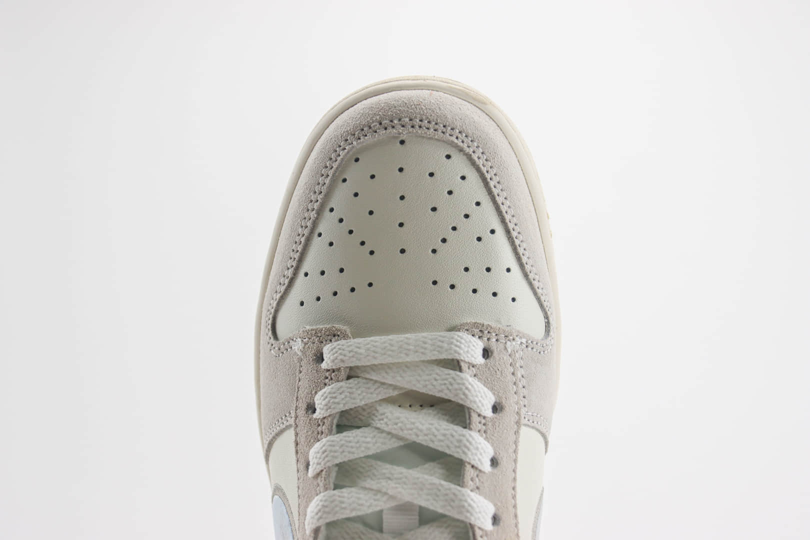 耐克Nike SB Dunk Low纯原版本低帮SB Dunk米灰色滑板板鞋 莆田天花板Dunk 货号：HF5074-133