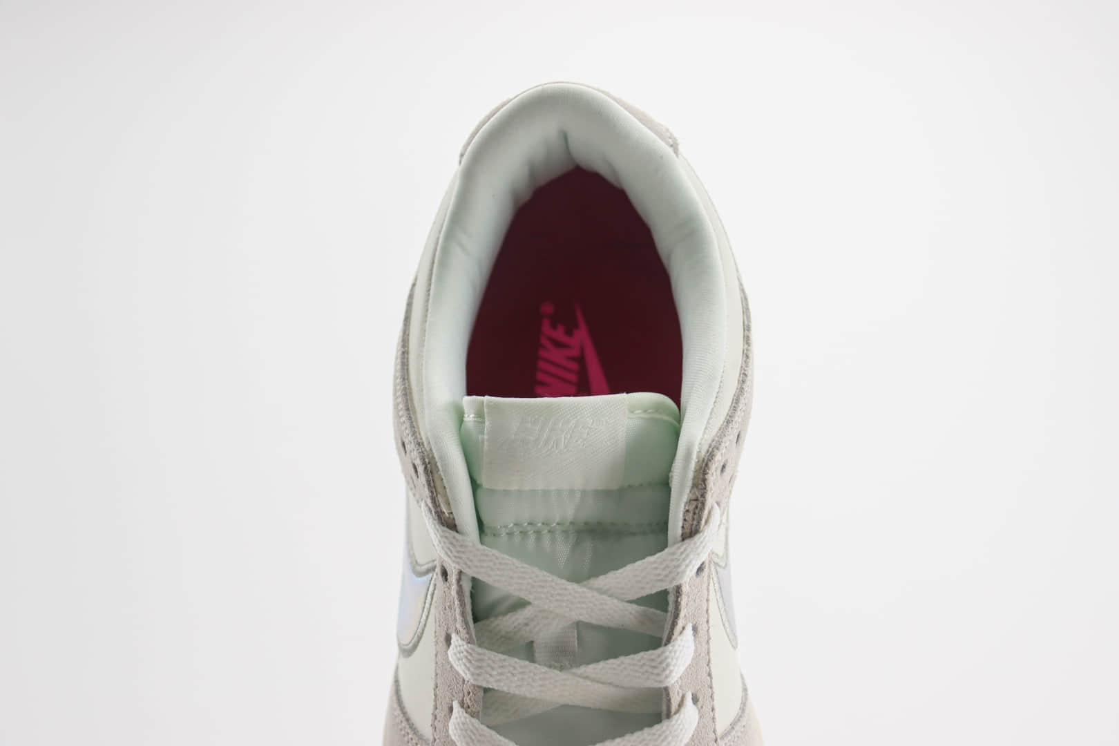 耐克Nike SB Dunk Low纯原版本低帮SB Dunk米灰色滑板板鞋 莆田天花板Dunk 货号：HF5074-133