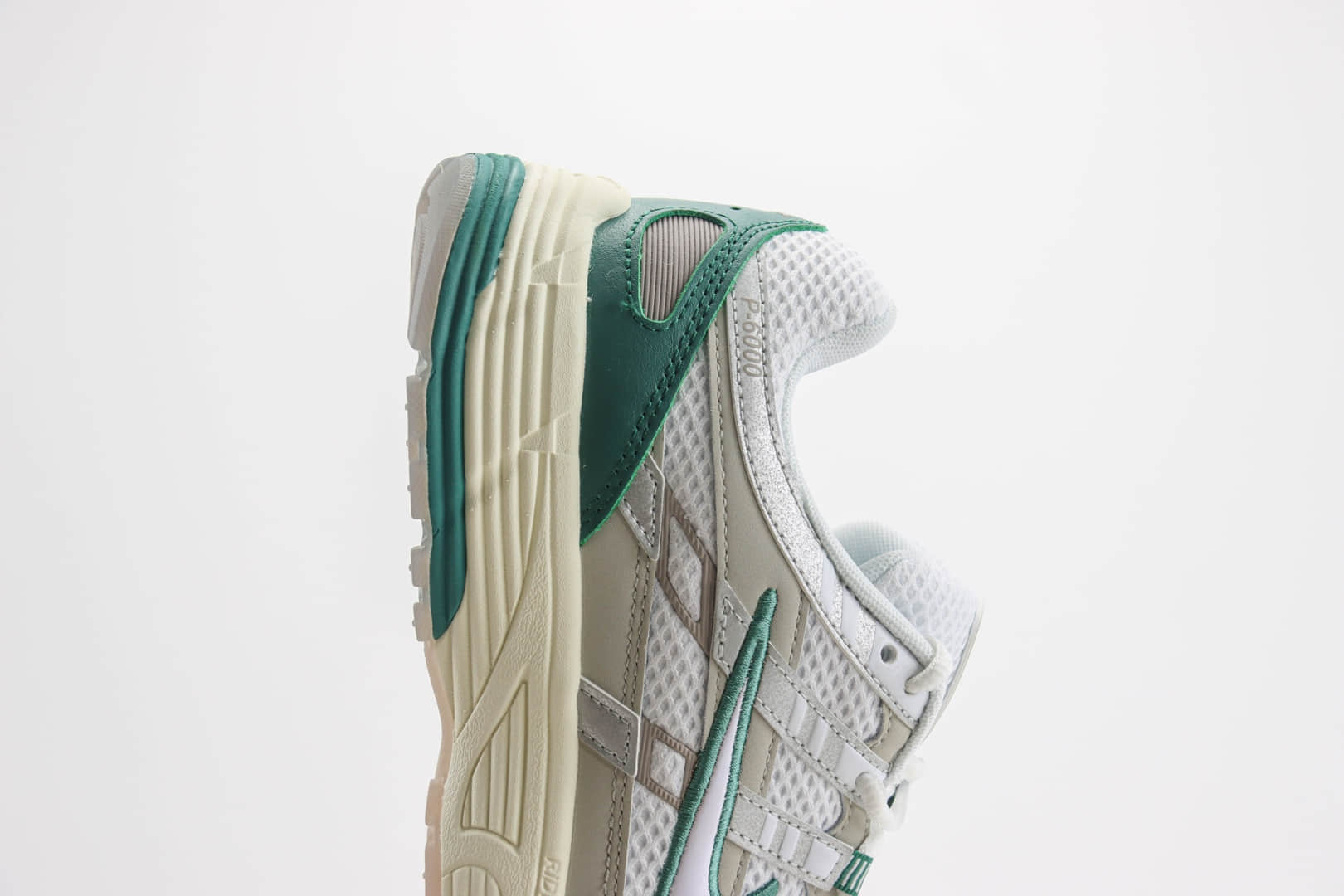 耐克Nike Initiator Running P-6000纯原版本白灰绿韩系老爹鞋 莆田耐克批发 货号:HF4308-072