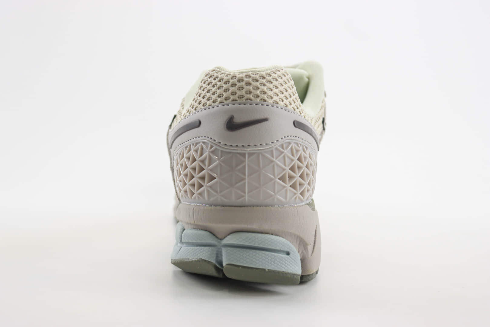 耐克Nike Zoom Vomero V5 SP纯原版本佛莫罗灰咖色复古跑鞋 莆田耐克代理 货号:FZ3653-104