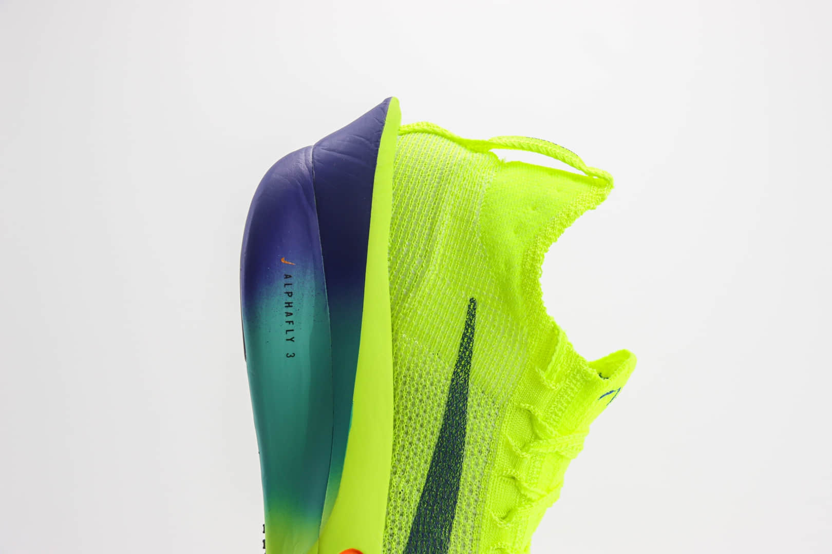 耐克Nike Air Zoom Alphafly NEXT%3纯原版本荧光绿马拉松跑鞋 莆田耐克货源 货号：FD8315-700