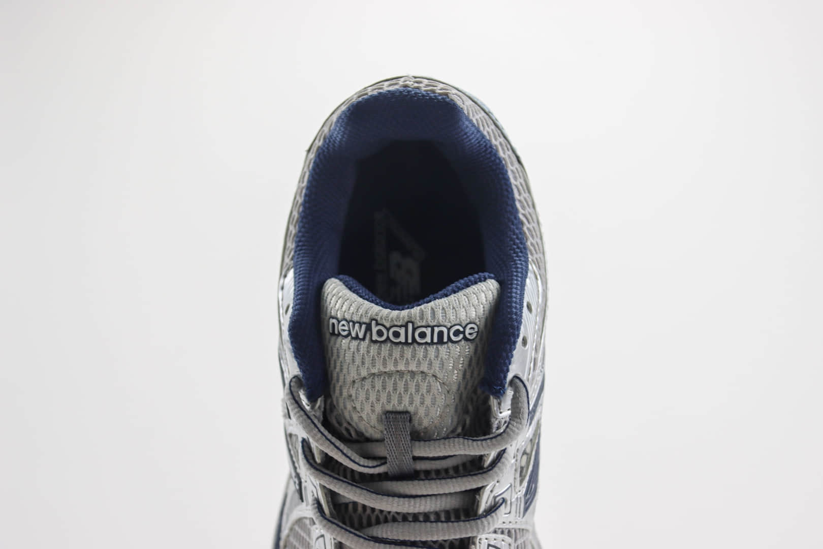 新百伦New Balance 860 V2纯原版本NB860 V2灰蓝色复古老爹鞋 莆田新百伦货源 货号：ML860BB2