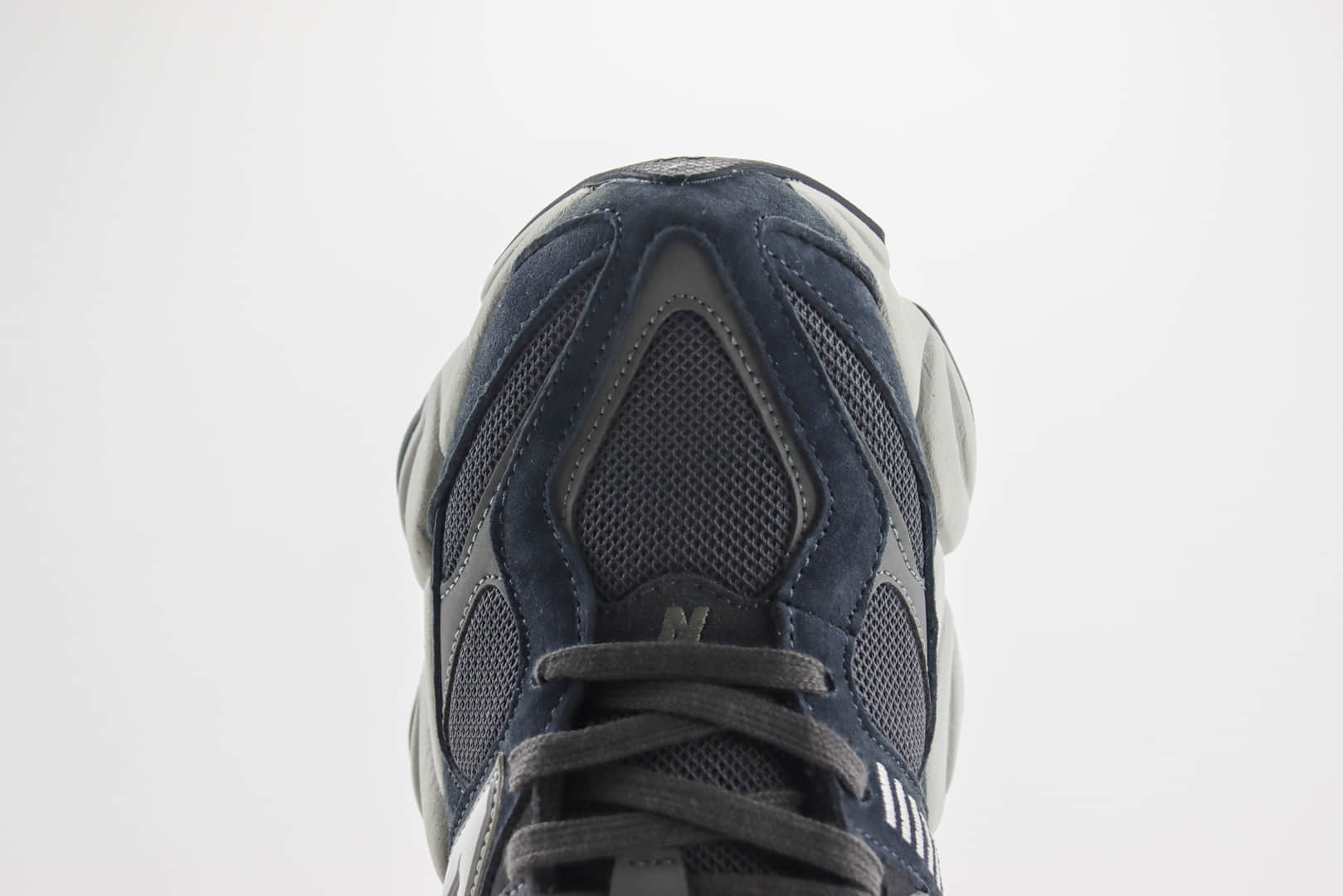 新百伦New Balance 9060纯原版本炭黑色NB9060复古慢跑鞋 莆田新百伦货源 货号:U9060JBM