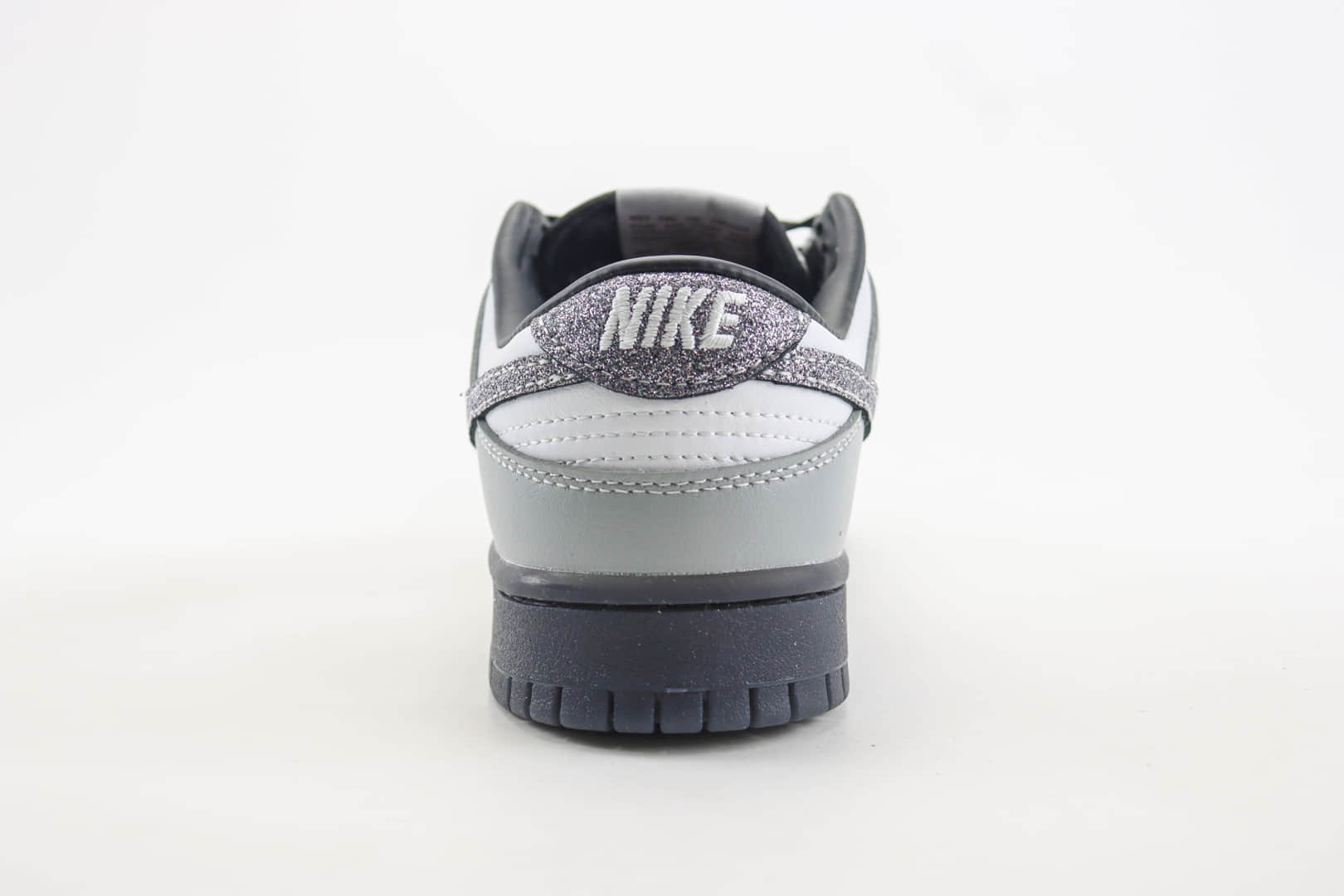 耐克Nike SB Dunk Low纯原版本低帮DUNK灰白闪阴勾配色板鞋 莆田DUNK工厂 货号：HQ3462-191