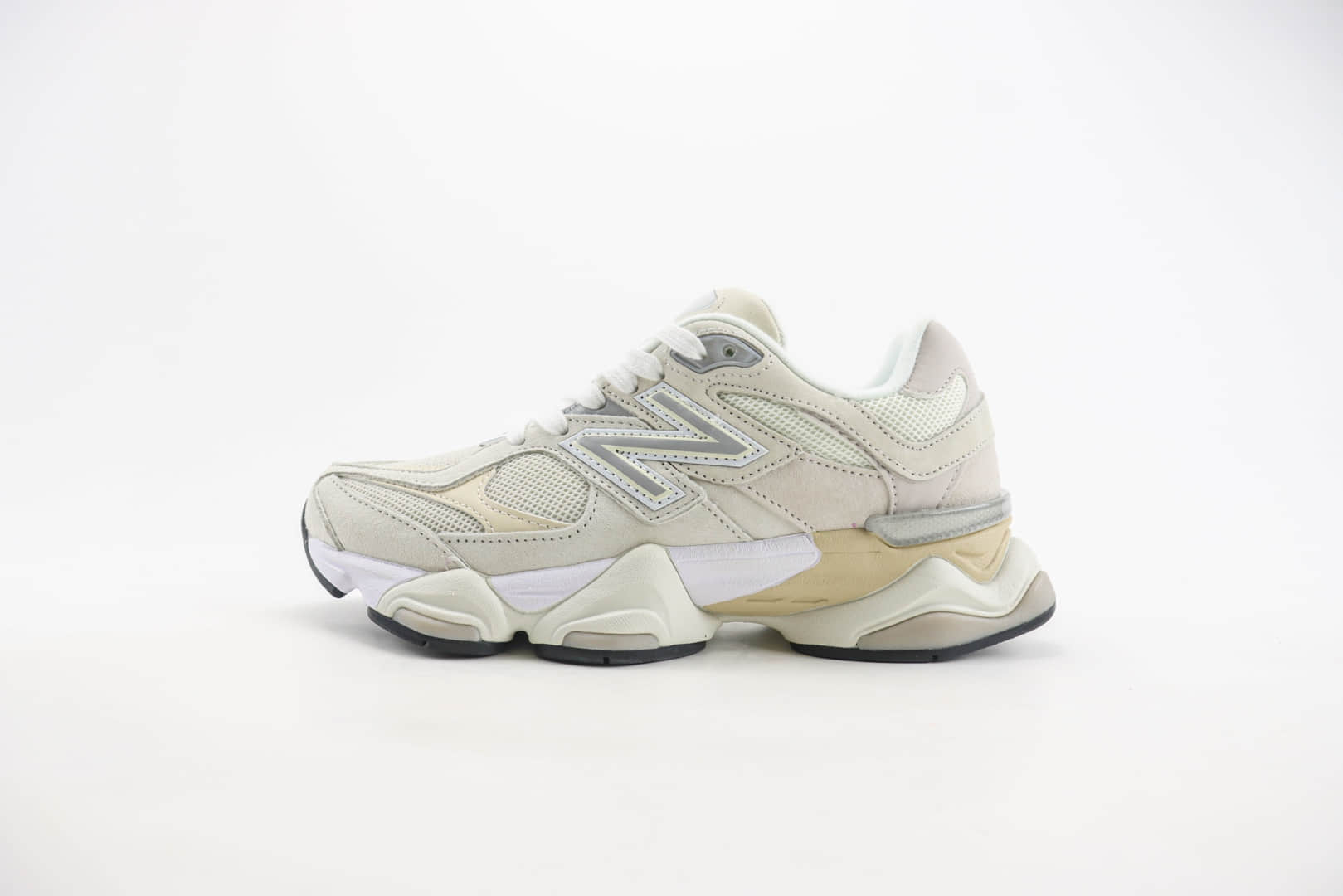 新百伦New Balance 9060纯原版本NB9060灰色复古慢跑鞋 莆田新百伦货源 货号:U9060WHT