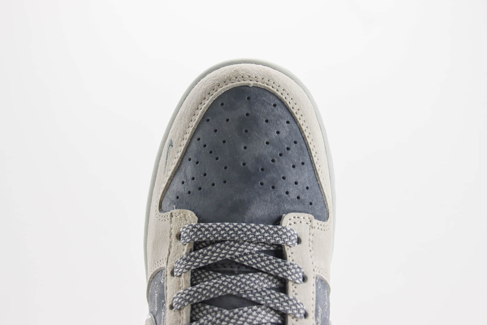 耐克Stussy x Nike SB Dunk Low纯原版本斯图西联名SB Dunk米灰色滑板板鞋 莆田耐克批发 货号:XX2025-578