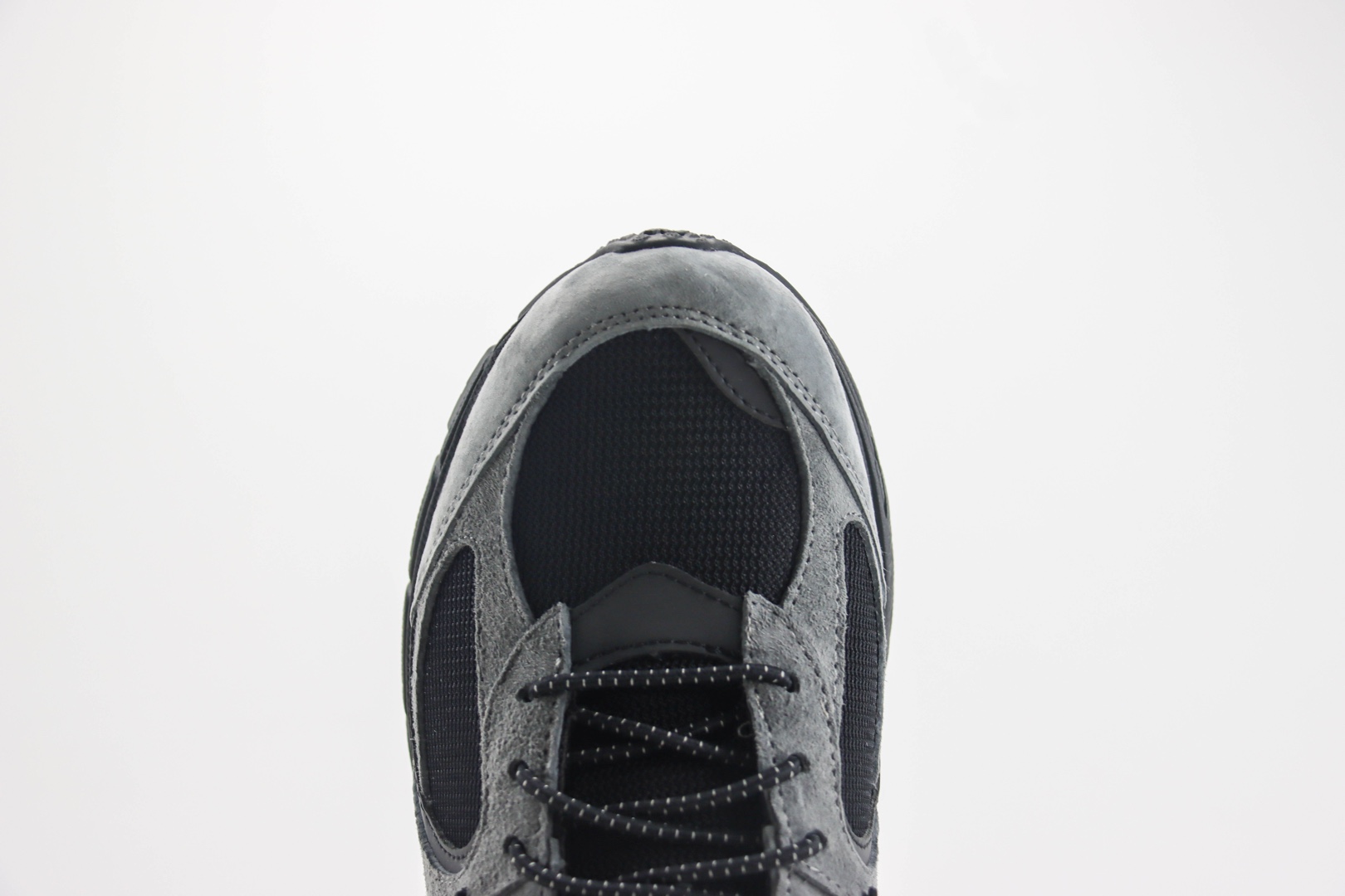 新百伦New Balance 2002R纯原版本NB2002R灰黑色复古运动跑步鞋 莆田新百伦货源 货号：M2002RXZ