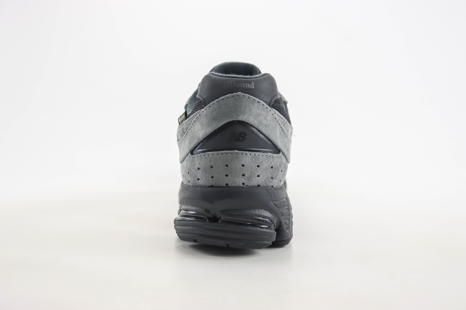 新百伦New Balance 2002R纯原版本NB2002R灰黑色复古运动跑步鞋 莆田新百伦货源 货号：M2002RXZ