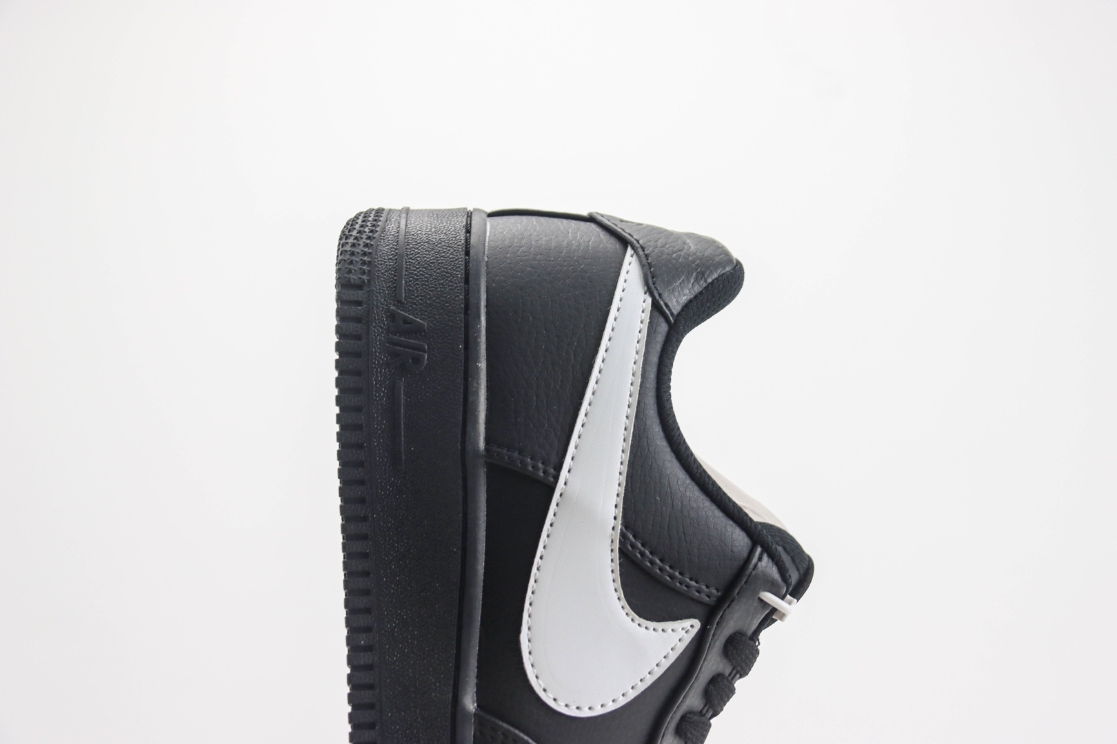 耐克Nike Air Force 1 Low纯原版本空军一号AF1黑白低帮运动板鞋 莆田耐克货源 货号：CI9553-001