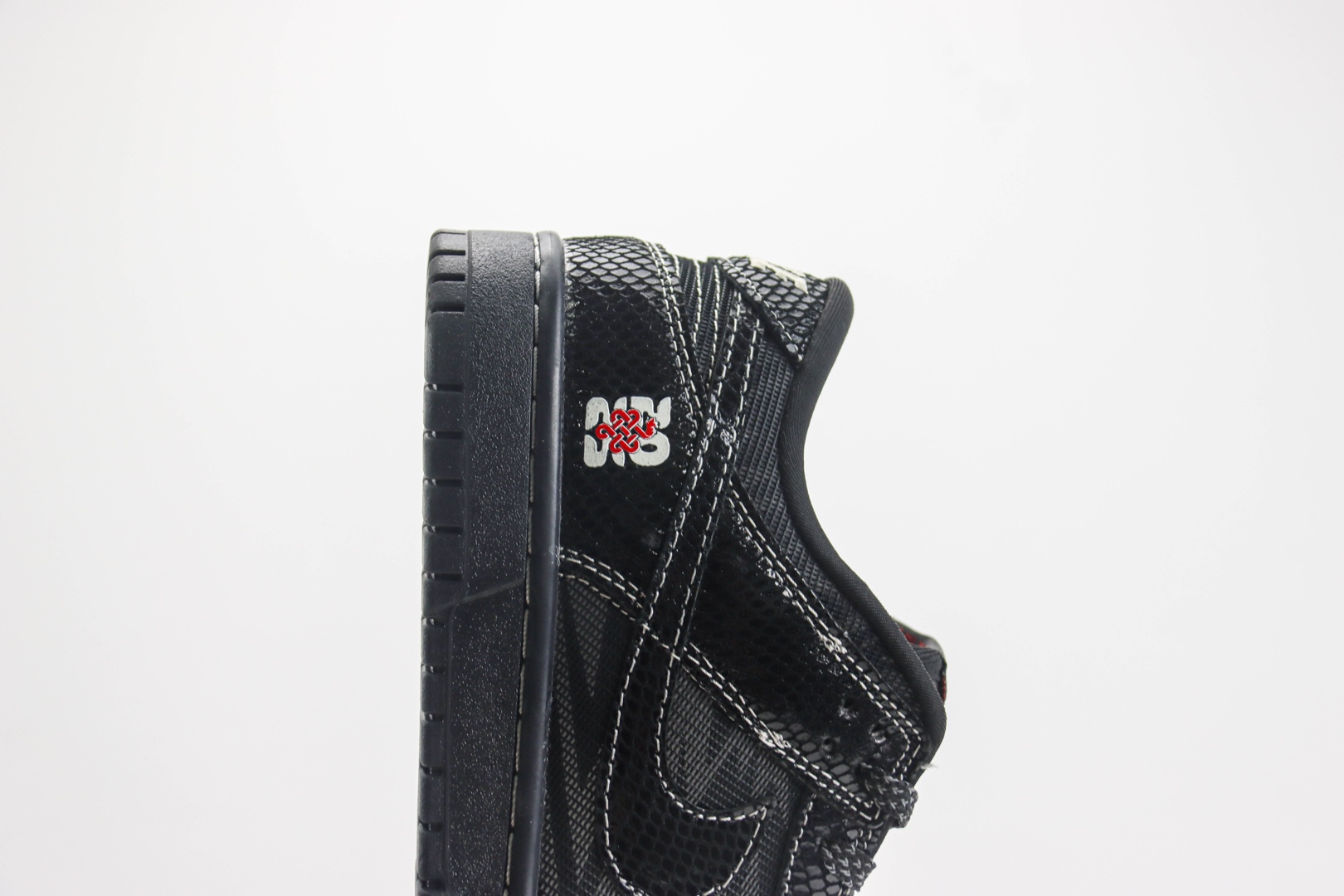 耐克Nike Dunk Low纯原版本低帮Dunk蛇年限定黑蛇休闲运动板鞋 莆田天花板Dunk 货号：CH8311-233