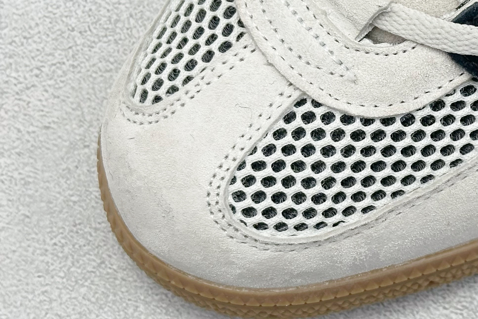 阿迪达斯adidas Handball Spezial ST纯原版本手球系列黑灰生胶复古板鞋 莆田复刻鞋代理 货号：JI2608