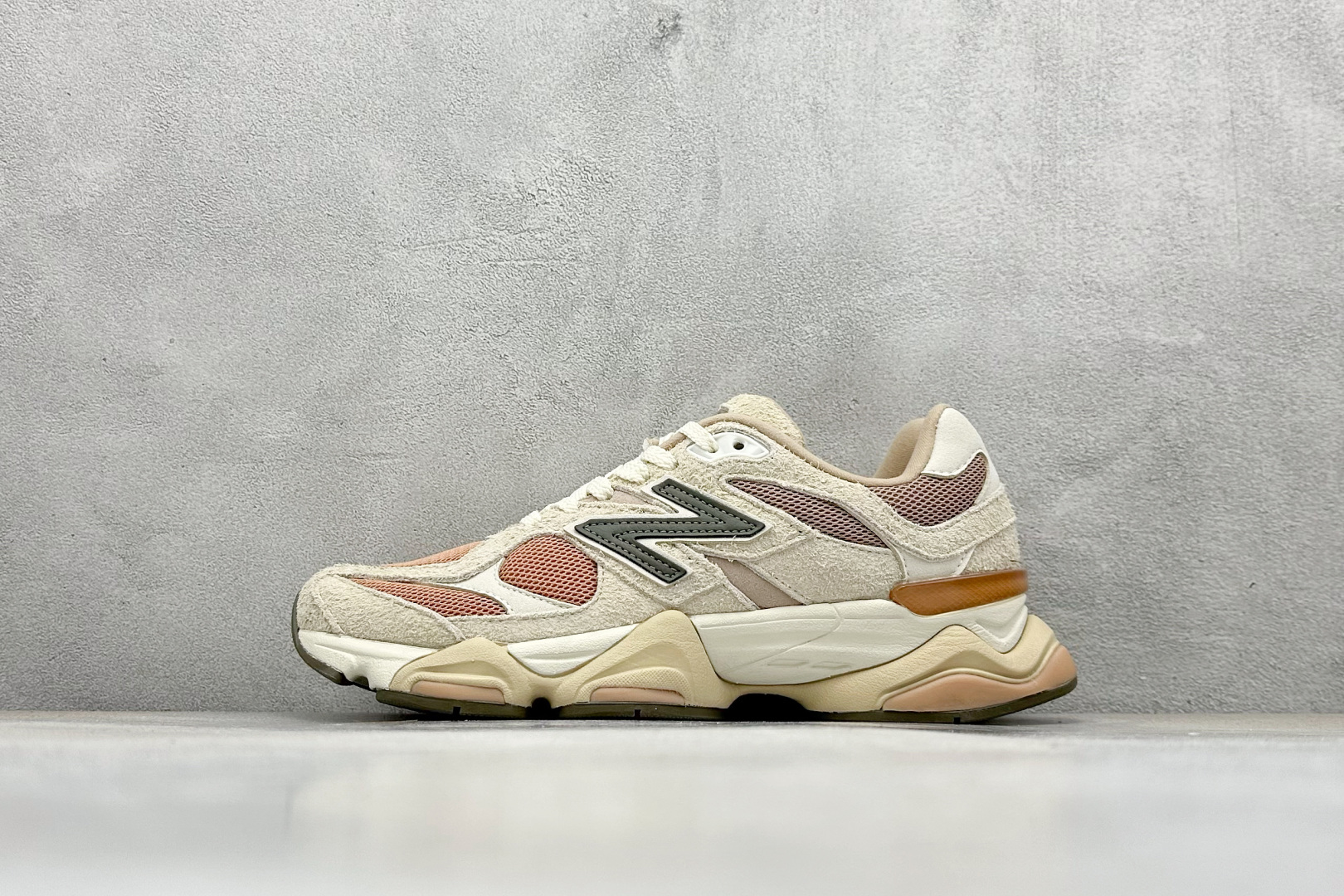 新百伦New Balance 9060纯原版本NB9060棕橘色复古慢跑鞋 莆田新百伦货源 货号：U9060CWF