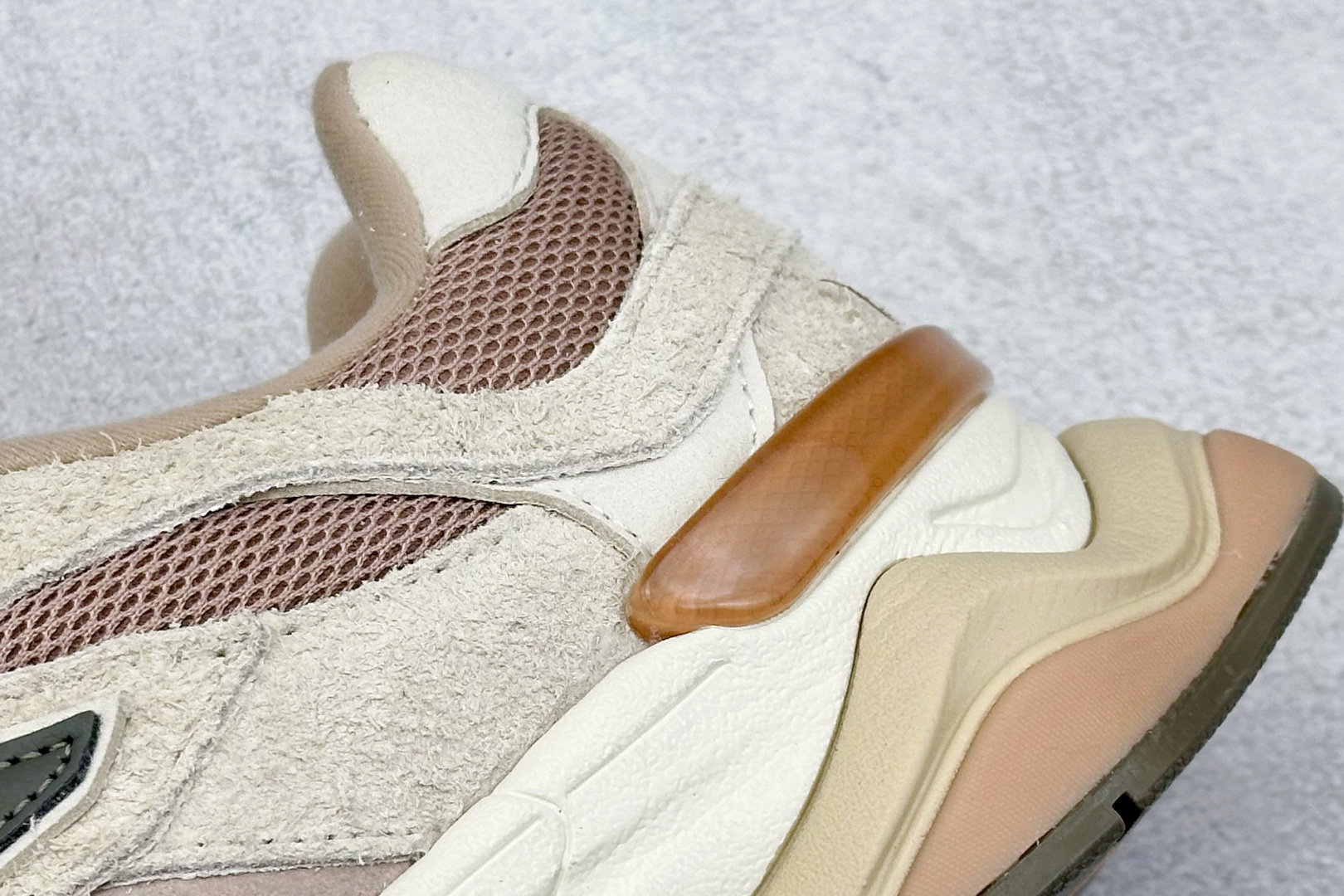 新百伦New Balance 9060纯原版本NB9060棕橘色复古慢跑鞋 莆田新百伦货源 货号：U9060CWF