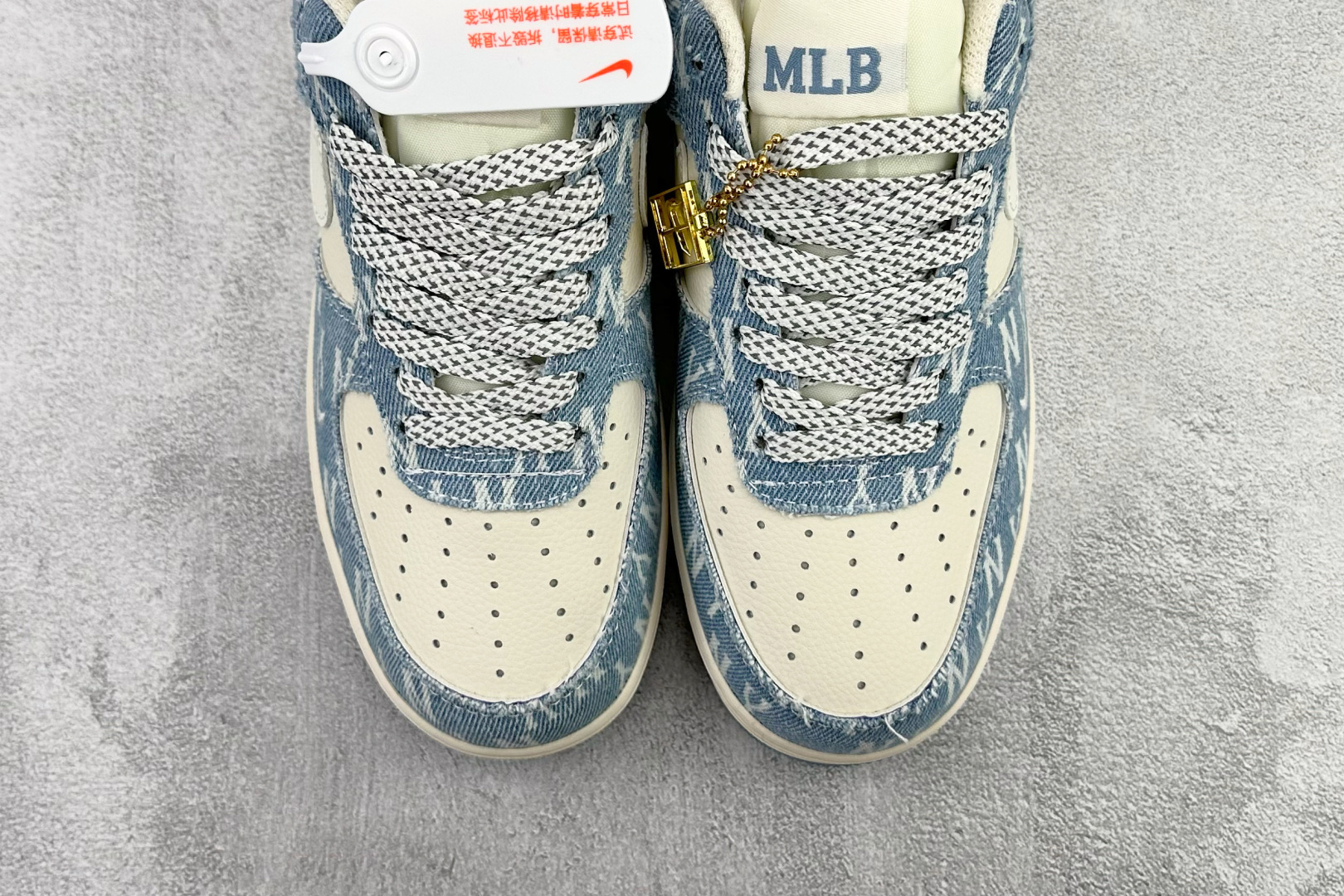 耐克NIke Air Force 1 '07 Low纯原版本MLB联名AF1蓝白色丹宁牛仔板鞋 莆田耐克货源 货号：DD1982-306