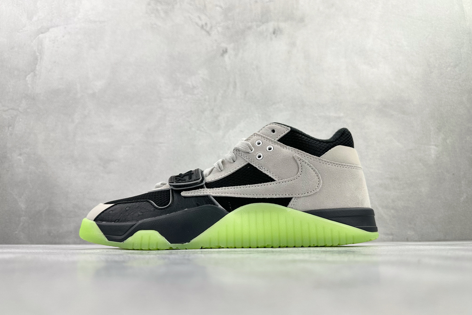 乔丹Travis Scott x Air Jordan Jumpman Jack纯原版本TS联名AJ黑绿色倒钩篮球鞋 莆田AJ货源 货号：IH7971-001